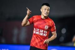 博主：国足短板不止谭龙年龄，中场缺乏传球型球员成隐患