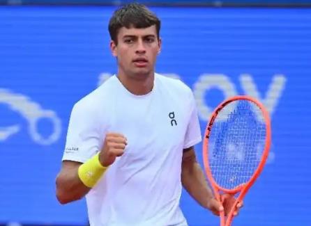 ATP500汉堡：科博利直落两盘战胜阿古，第四次闯入巡回赛四强