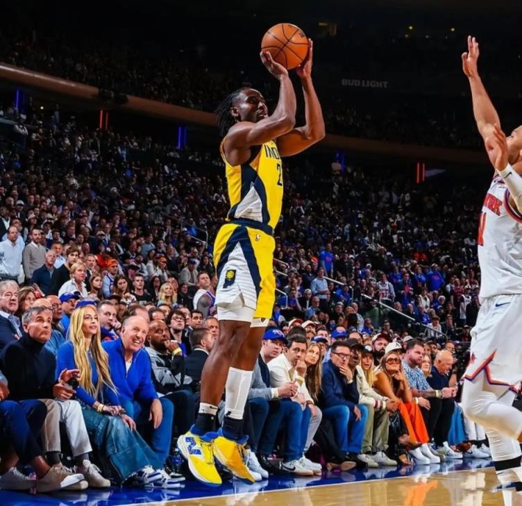 步行者对阵尼克斯G2直播在线观看-NBA东决（2025.5.24）胜负未定
